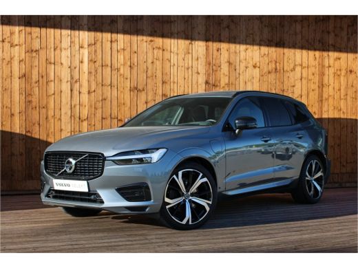 Volvo XC60 T6 AWD R-Design | Luchtvering | Bowers & Wilkins | Head-up display | Adaptive Cruise | 360° Camer... Volvo XC60 T6 AWD R-Design | Luchtvering | Bowers & Wilkins | Head-up display | Adaptive Cruise | 360° Camer...