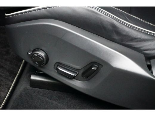 Volvo  XC60 T6 AWD R-Design | Luchtvering | Bowers & Wilkins | Head-up display | Adaptive Cruise | 360° Camer... ActivLease financial lease