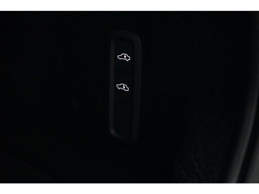 Volvo  XC60 T6 AWD R-Design | Luchtvering | Bowers & Wilkins | Head-up display | Adaptive Cruise | 360° Camer... ActivLease financial lease