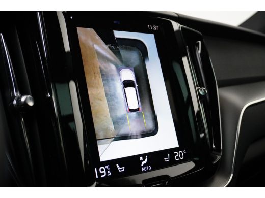 Volvo  XC60 T6 AWD R-Design | Luchtvering | Bowers & Wilkins | Head-up display | Adaptive Cruise | 360° Camer... ActivLease financial lease