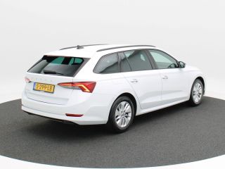 Skoda Octavia Combi 1.0 TSi 110 Pk Sport Business | Adaptive Cruise | Climate Control | Stoelverwarming | Parke...