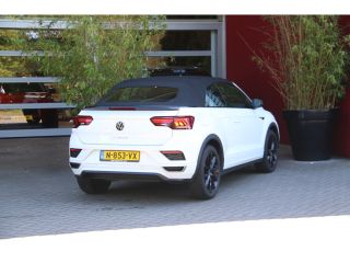 Volkswagen T-Roc 1.5 TSI R-Line | Adaptive Cruise | Blind Spot | CarPlay | Stoelverwarming