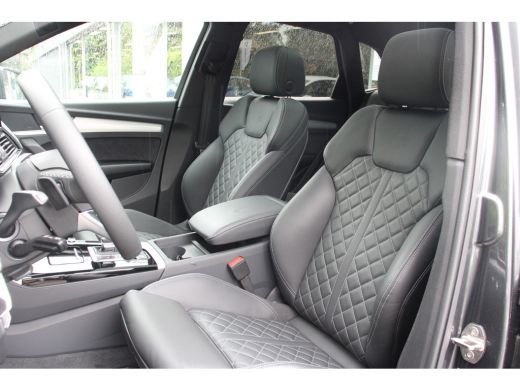 Audi Q5 55 TFSIe S Competition | FULL OPTION! | MASSAGE STOELEN | LUXE LEDER | LUCHTVERING | PANODAK | BL... ActivLease financial lease