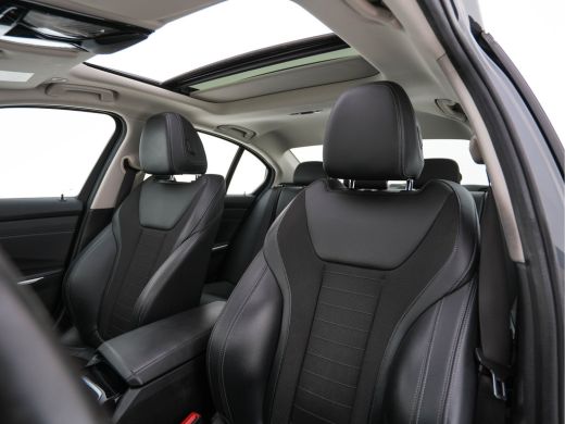 BMW 3 Serie 320i Executive Edition Sport-Line Aut. *PANO | LEATHER-MICROFIBRE | FULL-LED | DIGI-COCKPIT | SPO... ActivLease financial lease