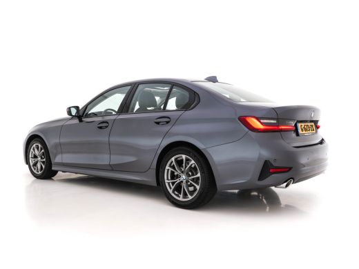 BMW 3 Serie 320i Executive Edition Sport-Line Aut. *PANO | LEATHER-MICROFIBRE | FULL-LED | DIGI-COCKPIT | SPO... ActivLease financial lease