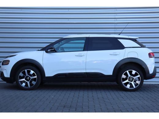 Citroën C4 Cactus Citroën 1.2 PURETECH 110PK SHINE PLUS / NAVI / CLIMA / LED / PDC / 17" LMV / CAMERA / KEYLESS / P... ActivLease financial lease