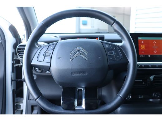 Citroën C4 Cactus Citroën 1.2 PURETECH 110PK SHINE PLUS / NAVI / CLIMA / LED / PDC / 17" LMV / CAMERA / KEYLESS / P... ActivLease financial lease