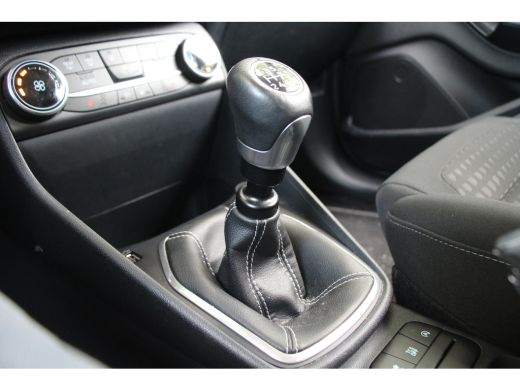 Ford Fiesta 1.0EB TITANIUM | NL-AUTO! | DEALER OH! | WINTERPACK | CRUISE CONTROL | LED | PARKEER SENSOREN 16"... ActivLease financial lease