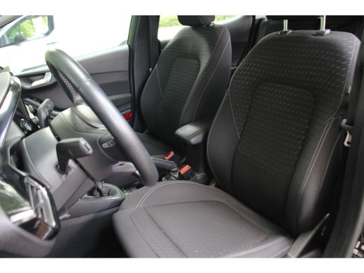Ford Fiesta 1.0EB TITANIUM | NL-AUTO! | DEALER OH! | WINTERPACK | CRUISE CONTROL | LED | PARKEER SENSOREN 16"... ActivLease financial lease