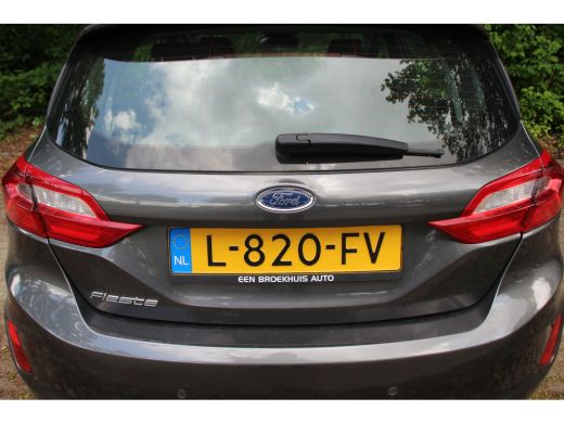 Ford Fiesta 1.0EB TITANIUM | NL-AUTO! | DEALER OH! | WINTERPACK | CRUISE CONTROL | LED | PARKEER SENSOREN 16"... ActivLease financial lease