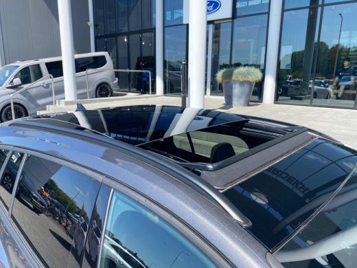 Ford FOCUS Wagon 1.0 E.B. 155PK Hybrid ST Line | Pano-Dak | Camera | Adapt. Cruise | Dodehoek Detectie | Winter-pa... ActivLease financial lease