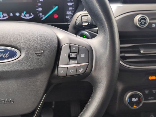 Ford Focus Wagon 1.0 EcoBoost Titanium | Trekhaak | Cruise Control | Climate Control ActivLease financial lease