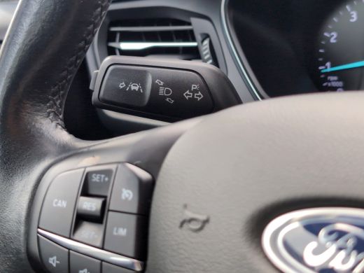 Ford Focus Wagon 1.0 EcoBoost Titanium | Trekhaak | Cruise Control | Climate Control ActivLease financial lease