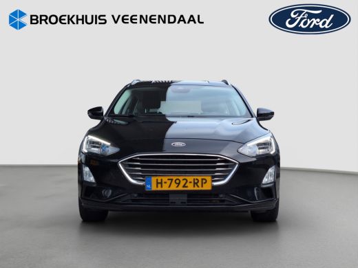 Ford Focus Wagon 1.0 EcoBoost Titanium | Trekhaak | Cruise Control | Climate Control ActivLease financial lease