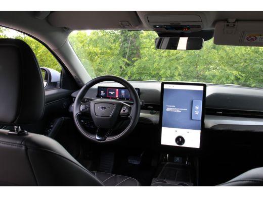 Ford Mustang Mach-E RWD 75 kWh NL AUTO | DEALER OH | ADAPTIVE CRUISE | LEDER | CAMERA | APPLE CARPLAY & ANDROI... ActivLease financial lease