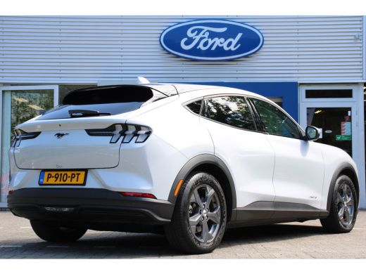 Ford Mustang Mach-E RWD 75 kWh NL AUTO | DEALER OH | ADAPTIVE CRUISE | LEDER | CAMERA | APPLE CARPLAY & ANDROI... ActivLease financial lease