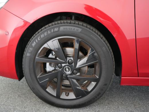 Opel Corsa 1.2 | Achteruitrij camera | Airco | Cruise control ActivLease financial lease