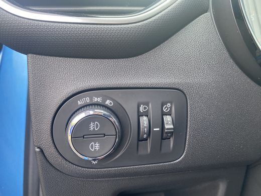 Opel Crossland X 1.2 110PK Turbo Innovation | NAVIGATIE| AFNB. TREKHAAK| CLIMATE CONTROL| PARKEERSENSOREN| CRUISE ... ActivLease financial lease