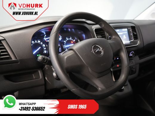 Opel Vivaro 2.0 HDi 145 pk Aut. L2 BPM VRIJ! NL Auto/ Carplay/ Cruise/ Camera/ Navi/ Trekhaak ActivLease financial lease