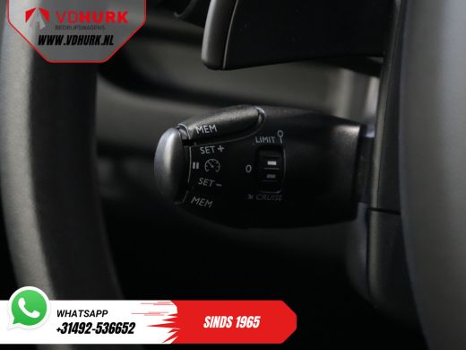Opel Vivaro 2.0 HDi 145 pk Aut. L2 BPM VRIJ! NL Auto/ Carplay/ Cruise/ Camera/ Navi/ Trekhaak ActivLease financial lease