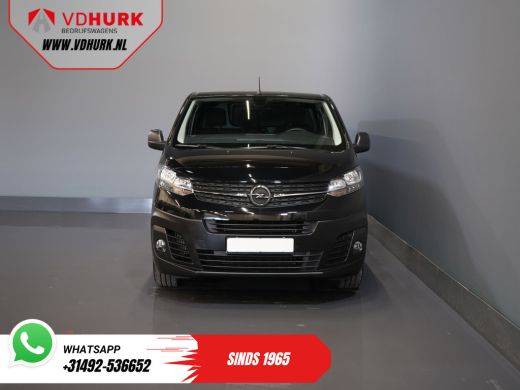 Opel Vivaro 2.0 HDi 145 pk Aut. L2 BPM VRIJ! NL Auto/ Carplay/ Cruise/ Camera/ Navi/ Trekhaak ActivLease financial lease