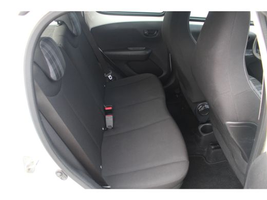 Peugeot 108 1.0 e-VTi Active ActivLease financial lease