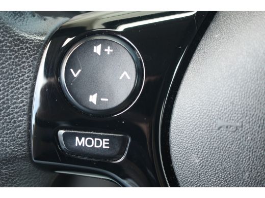 Peugeot 108 1.0 e-VTi Allure Climate C. | Camera | Chroom Pack | CarPlay | Bluetooth | Privacy Glass | Climat... ActivLease financial lease