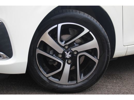 Peugeot 108 1.0 e-VTi Allure Climate C. | Camera | Chroom Pack | CarPlay | Bluetooth | Privacy Glass | Climat... ActivLease financial lease