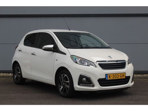 Peugeot 108 1.0 e-VTi Allure Climate C. | Camera | Chroom Pack | CarPlay | Bluetooth | Privacy Glass | Climat... ActivLease financial lease