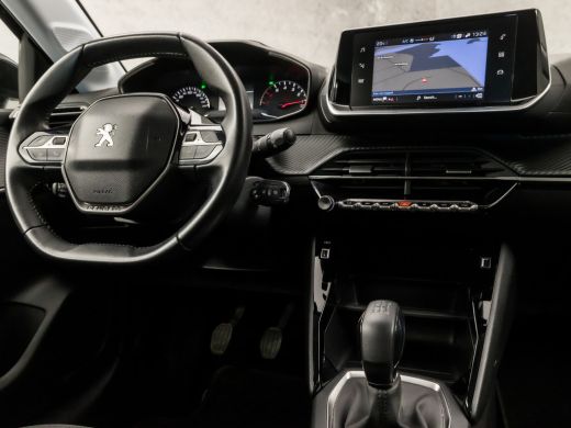 Peugeot 208 1.2 PureTech Sport (APPLE CARPLAY, GROOT NAVI, LED KOPLAMPEN, SPORTSTOELEN, CRUISE, LANE ASSIST, ... ActivLease financial lease