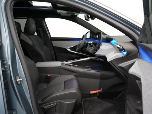 Peugeot 5008 1.2 Hybrid 136 GT | Dodehoek detectie | Elektrische achterklep ActivLease financial lease