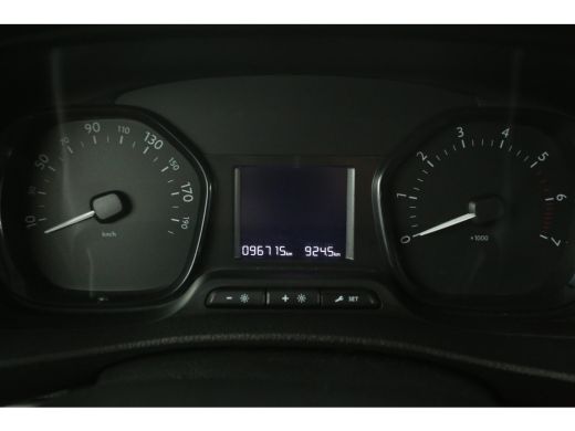 Peugeot Expert 231L 2.0 BlueHDI L3H1 Airco Cruise Parkeersensoren Elektrpakket Trekhaak ActivLease financial lease
