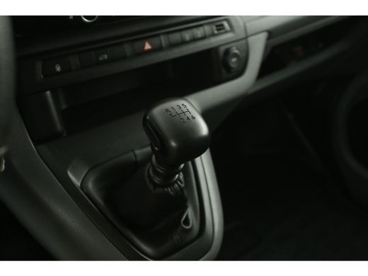 Peugeot Expert 231L 2.0 BlueHDI L3H1 Airco Cruise Parkeersensoren Elektrpakket Trekhaak ActivLease financial lease