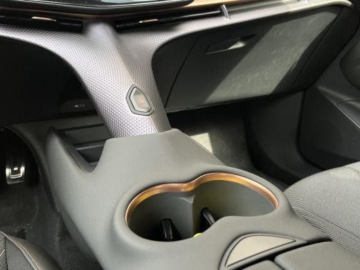 Seat Tavascan Business Elektromotor 210 kW / 286 pk SUV Elektrische aandrijving ActivLease financial lease