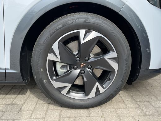 Seat Tavascan Business Elektromotor 210 kW / 286 pk SUV Elektrische aandrijving ActivLease financial lease