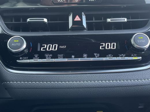 Suzuki Swace 1.8 Hybrid Style Stoel- stuurverwarming | Navigatiesysteem | Parkeersensoren voor- en achter | Ad... ActivLease financial lease