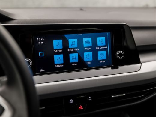 Volkswagen Golf 1.0 TSI Sport (APPLE CARPLAY, CLIMATE, LED KOPLAMPEN, SPORTSTOELEN, LM VELGEN, LANE ASSIST, NIEUW... ActivLease financial lease