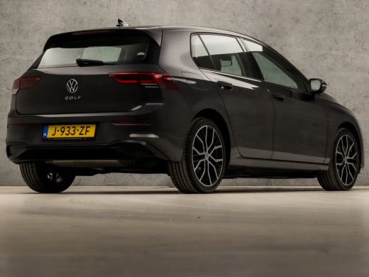 Volkswagen Golf 1.0 TSI Sport (APPLE CARPLAY, CLIMATE, LED KOPLAMPEN, SPORTSTOELEN, LM VELGEN, LANE ASSIST, NIEUW... ActivLease financial lease