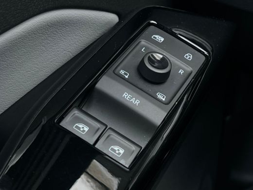 Volkswagen ID.3 First Plus 204 pk 58 kWh | Achteruitrijcamera | Apple Carplay/Android Auto|telefoonintegratie pre... ActivLease financial lease