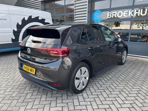 Volkswagen ID.3 First Plus 204 pk 58 kWh | Achteruitrijcamera | Apple Carplay/Android Auto|telefoonintegratie pre... ActivLease financial lease