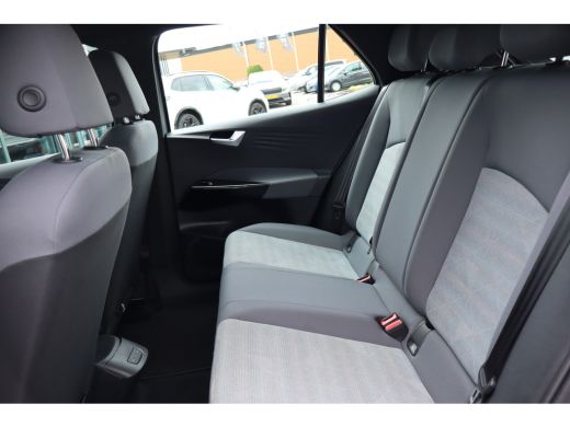 Volkswagen ID.3 Pure 45 kWh | Apple Carplay/Android Auto|telefoonintegratie premium | Cruise control adaptief | H... ActivLease financial lease