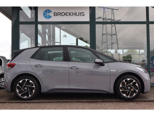 Volkswagen ID.3 Pure 45 kWh | Apple Carplay/Android Auto|telefoonintegratie premium | Cruise control adaptief | H... ActivLease financial lease