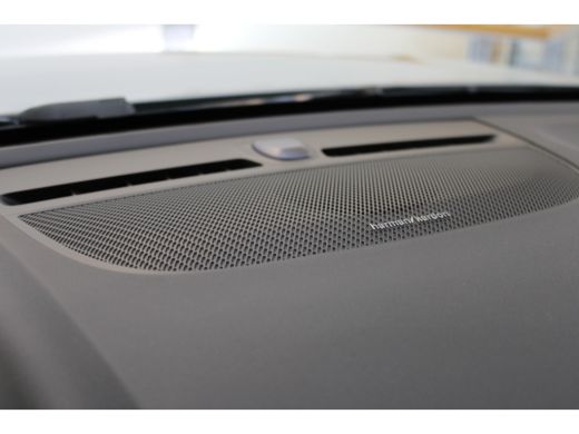 Volvo  EX40 Extended Range 252PK Ultra 82kWh | 360° camera | Pano-dak | Power Seats | Harman Kardon ActivLease financial lease