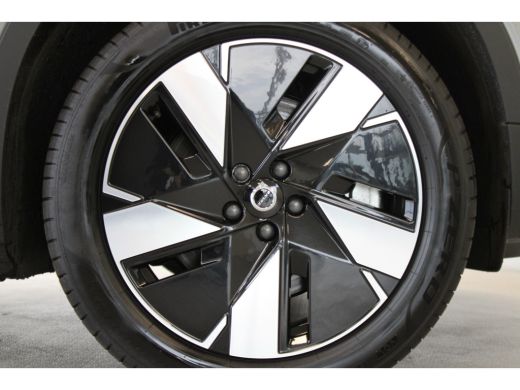 Volvo  EX40 Extended Range 252PK Ultra 82kWh | 360° camera | Pano-dak | Power Seats | Harman Kardon ActivLease financial lease