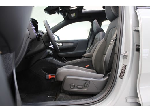 Volvo  EX40 Extended Range 252PK Ultra 82kWh | 360° camera | Pano-dak | Power Seats | Harman Kardon ActivLease financial lease