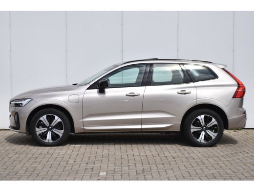Volvo  XC60 2.0 T6 Plug-in hybrid AWD Plus Dark | Pano | Trekhaak | 360CAM | ActivLease financial lease