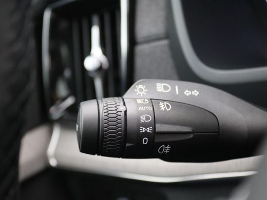 Volvo  XC90 2.0 T8 Plug-in hybrid AWD Ultra Dark 455PK Aut. Pano-Schuifdak, Harman-Kardon Audio, Head-Up Disp... ActivLease financial lease