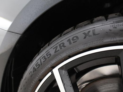 Audi A4 Limousine 35 TFSI 150 PK AUT. *999 KM!* + VIRTUAL COCKPIT | SFEERVERLICHTING | 19 INCH ActivLease financial lease