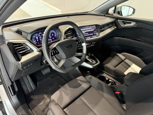 Audi Q4 e-tron 45 quattro Advanced edition 82 kWh | Trekhaak | Assistentiepakket | 286 pk Dit betreft een demo a... ActivLease financial lease
