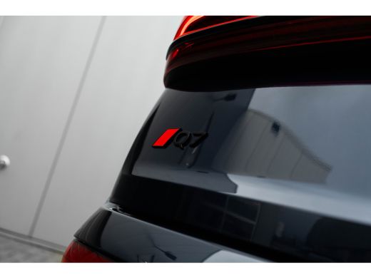 Audi Q7 55 TFSI e quattro Pro Line S ActivLease financial lease